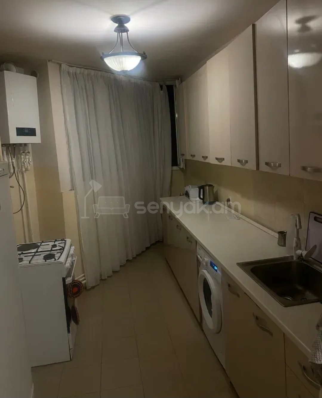 2 Սենյականոց Բնակարան, 54քմ, 8/16 հարկ, Նորմալ Վիճակում, Կահավորված, Արևկող