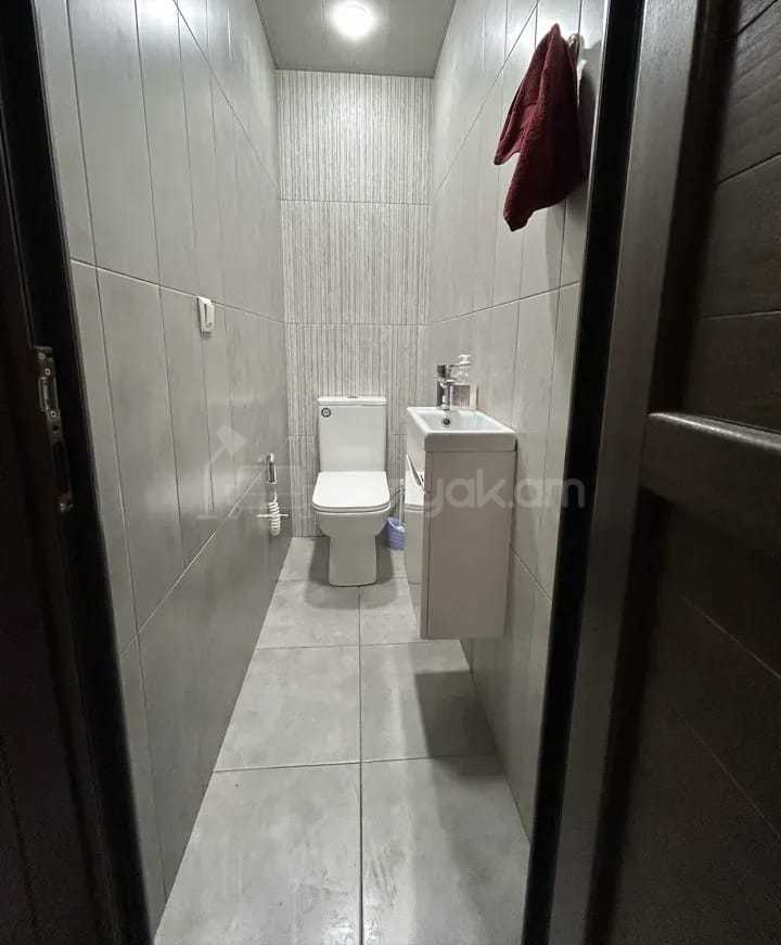 3 Սենյականոց Բնակարան, 64քմ, 10/14 հարկ, Կապիտալ Վերանորոգված