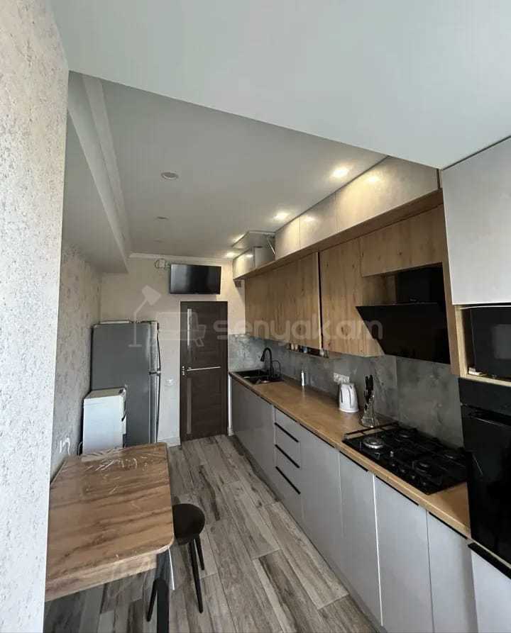 3 Սենյականոց Բնակարան, 64քմ, 10/14 հարկ, Կապիտալ Վերանորոգված