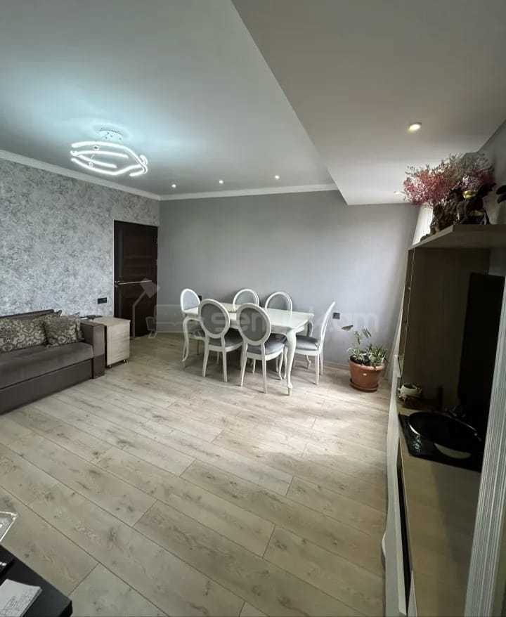 3 Սենյականոց Բնակարան, 64քմ, 10/14 հարկ, Կապիտալ Վերանորոգված