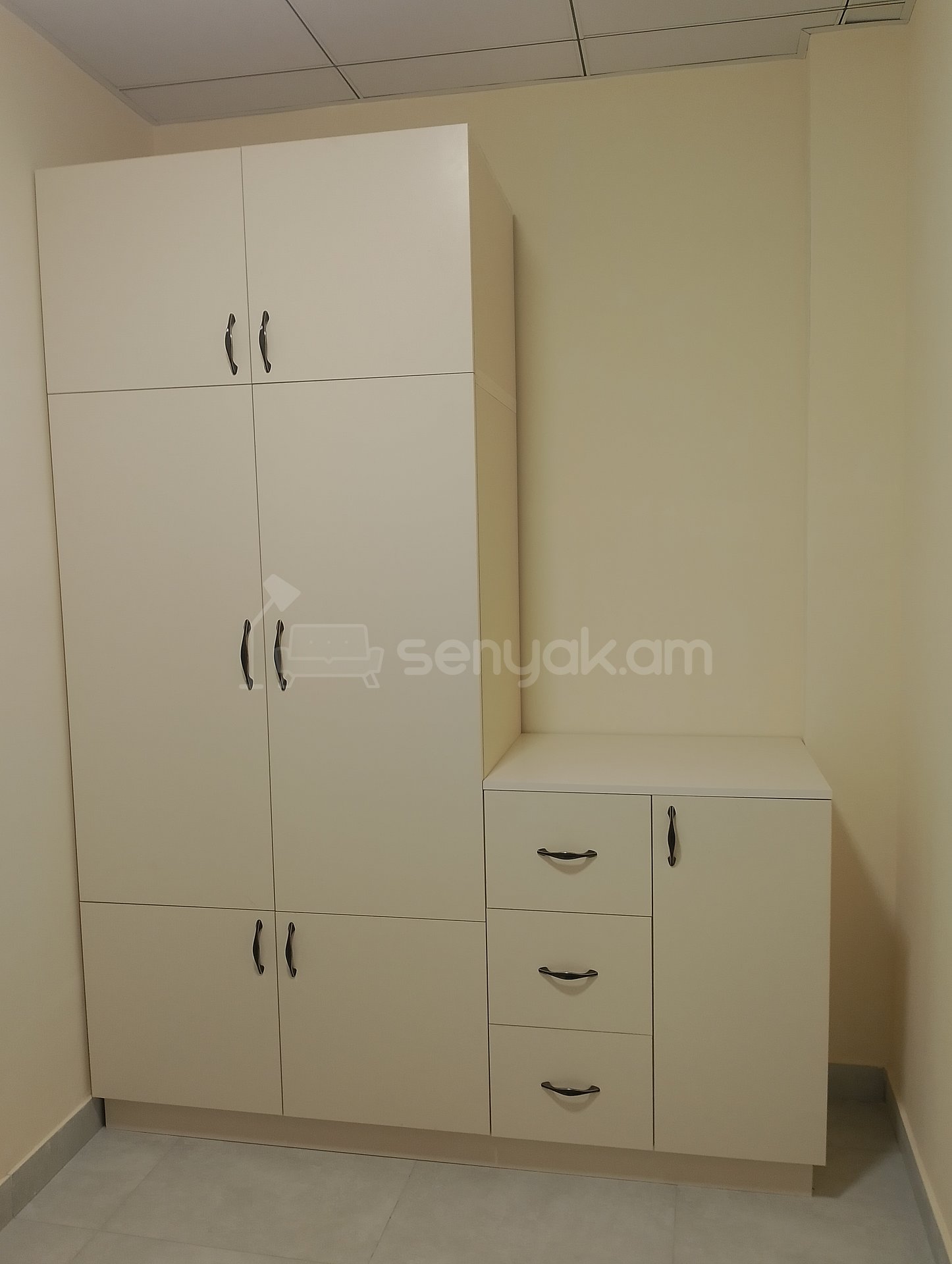 2 Սենյականոց Բնակարան Քարե Շենքում, 50քմ, 4/4 հարկ, Կապիտալ Վերանորոգված, Կահավորված, Արևկող