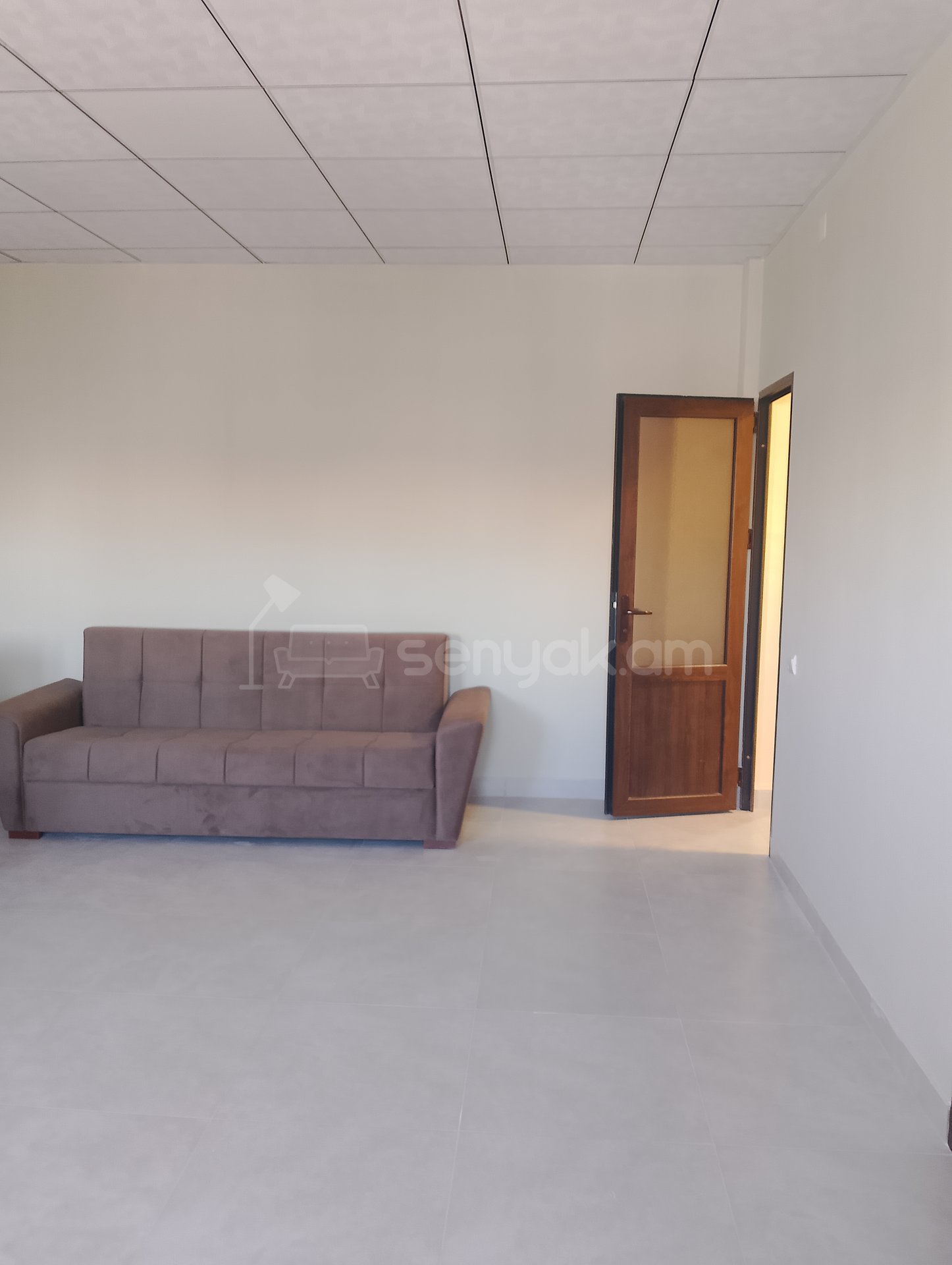 2 Սենյականոց Բնակարան Քարե Շենքում, 50քմ, 4/4 հարկ, Կապիտալ Վերանորոգված, Կահավորված, Արևկող