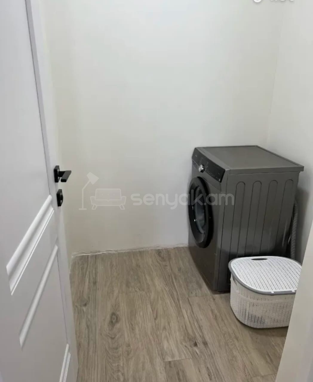 3 Սենյականոց Բնակարան Նորակառույցում, 58քմ, 2/4 հարկ, Կապիտալ Վերանորոգված