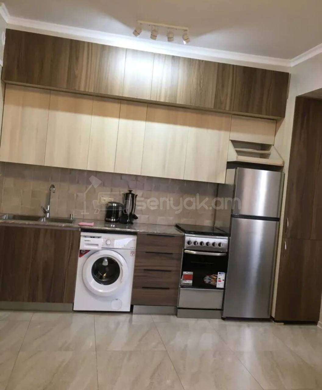 2 Սենյականոց Բնակարան, 46քմ, 10/10 հարկ, Կապիտալ Վերանորոգված, Կահավորված, Արևկող