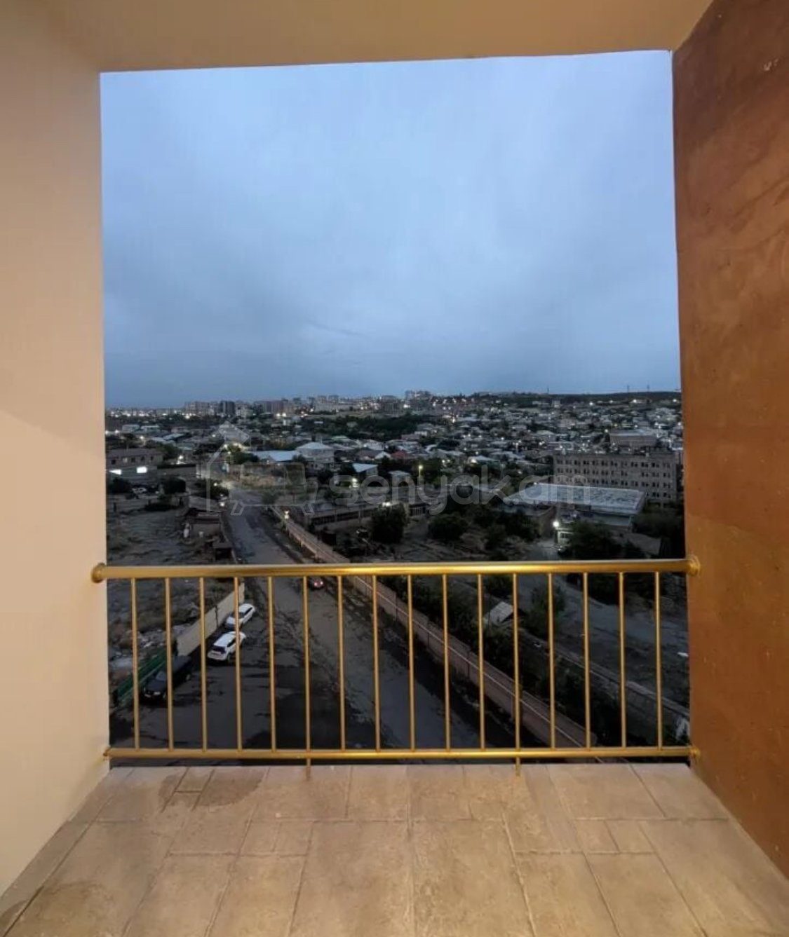 3 Սենյականոց Բնակարան Նորակառույցում, 53քմ, 8/11 հարկ, Կապիտալ Վերանորոգված, Մասամբ Կահավորված