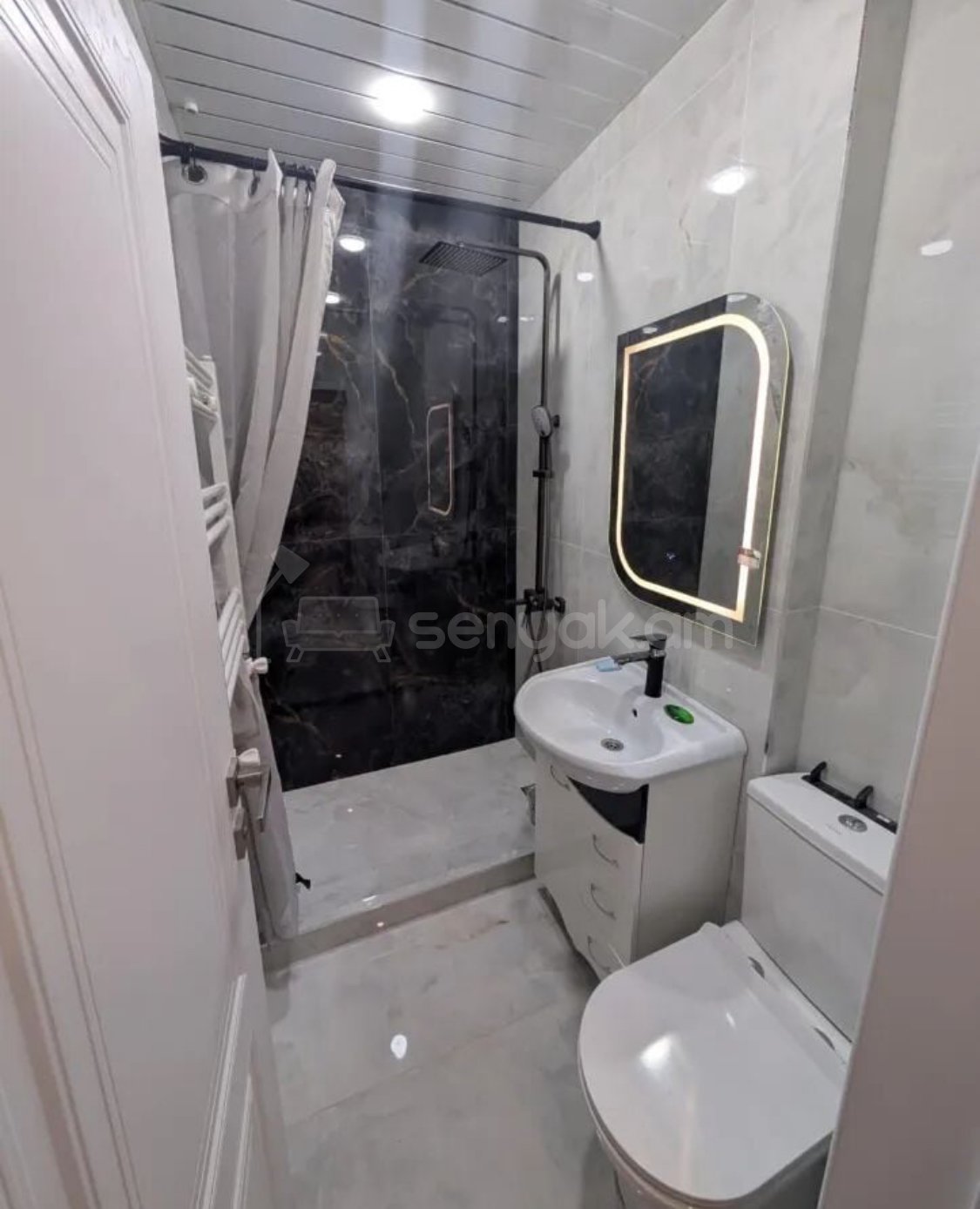 3 Սենյականոց Բնակարան Նորակառույցում, 53քմ, 8/11 հարկ, Կապիտալ Վերանորոգված, Մասամբ Կահավորված