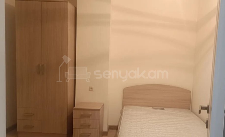 3 Սենյականոց Բնակարան Նորակառույցում, 53քմ, 8/11 հարկ, Կապիտալ Վերանորոգված, Մասամբ Կահավորված