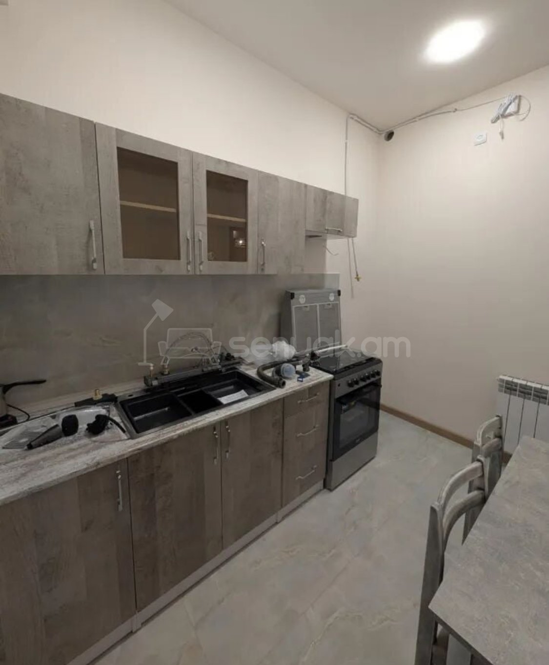 3 Սենյականոց Բնակարան Նորակառույցում, 53քմ, 8/11 հարկ, Կապիտալ Վերանորոգված, Մասամբ Կահավորված