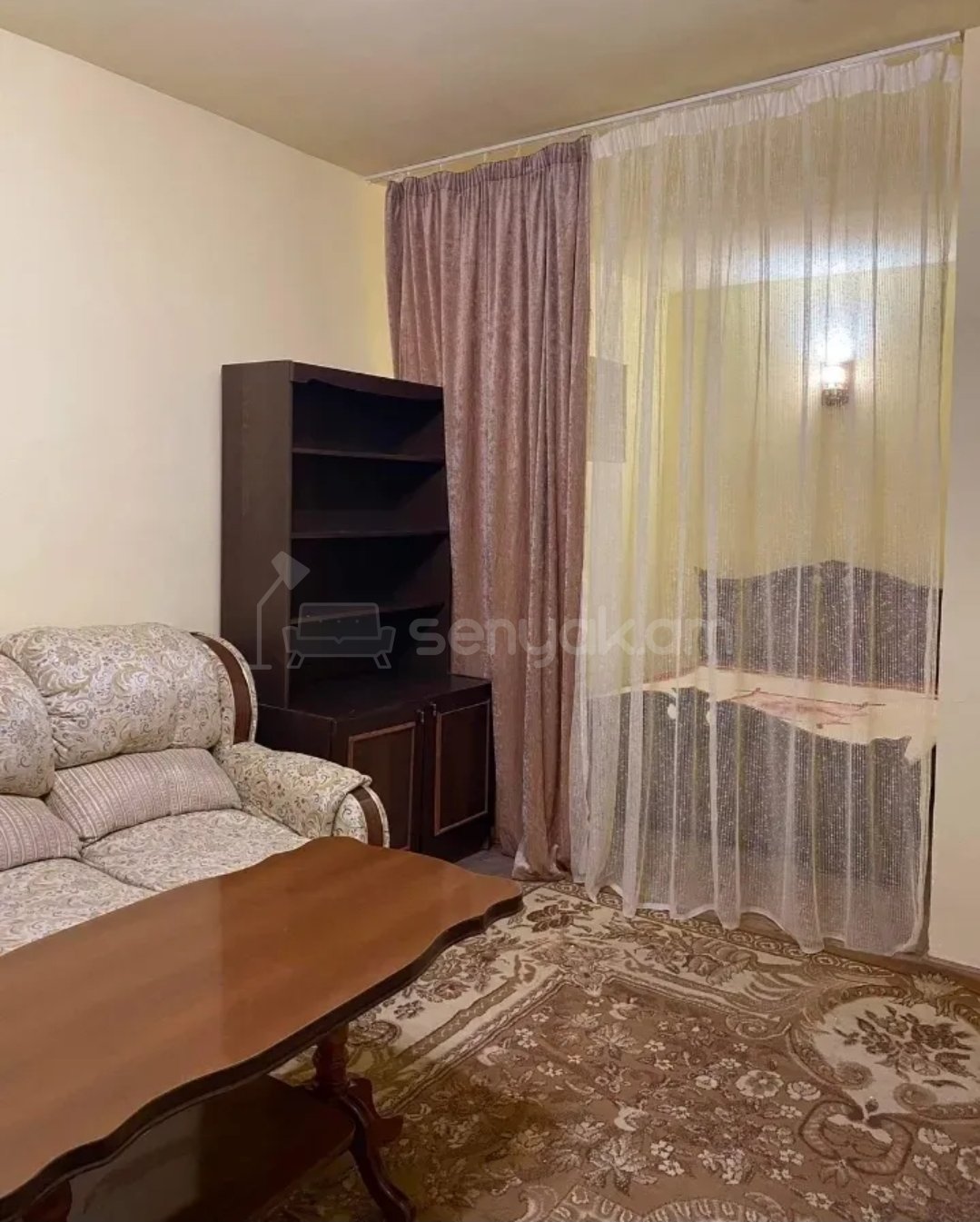 2 Սենյականոց Բնակարան Քարե Շենքում, 48քմ, 4/5 հարկ, Նորմալ Վիճակում