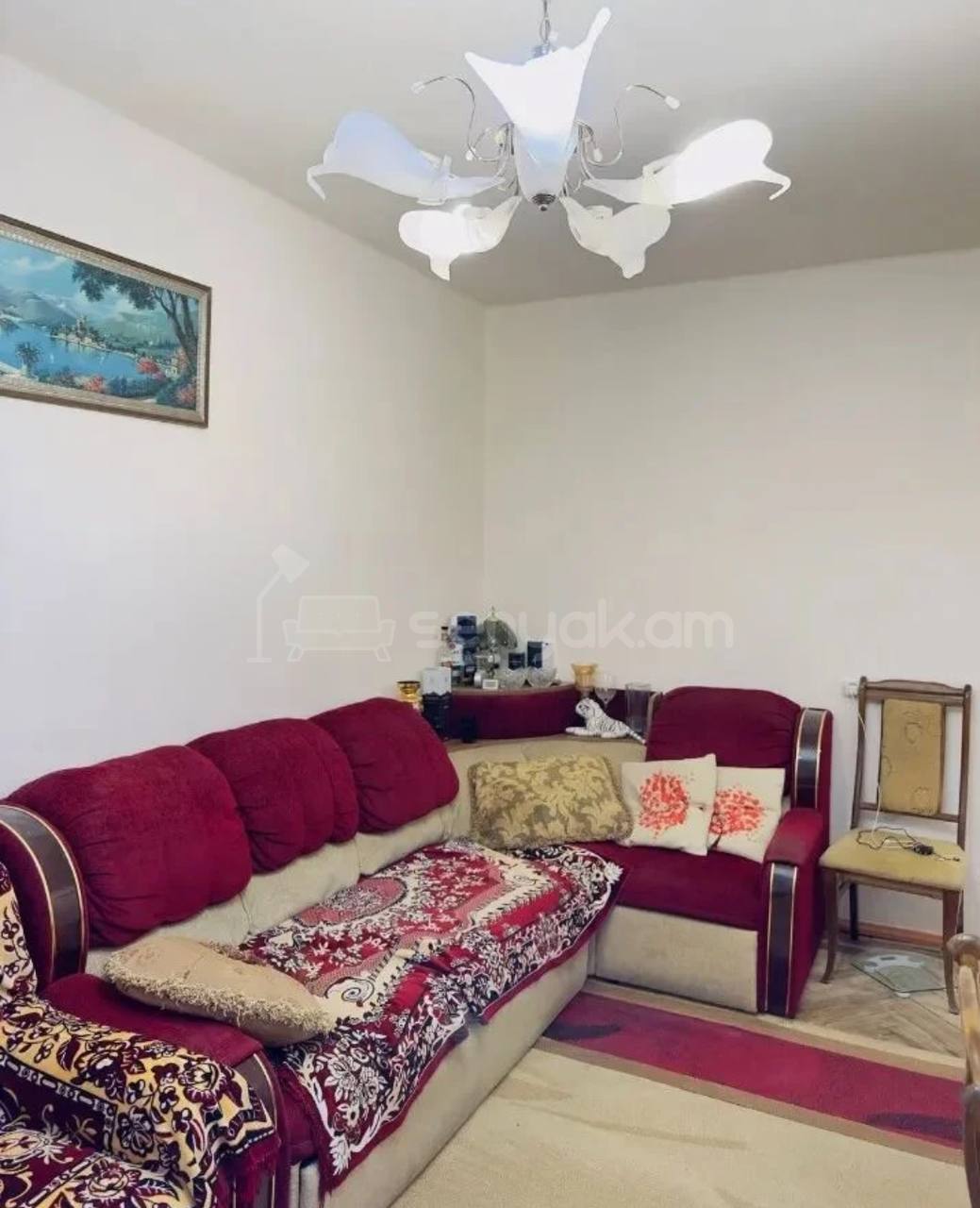 2 Սենյականոց Բնակարան Քարե Շենքում, 45քմ, 3/5 հարկ, Կոսմետիկ Վերանորոգված, Կահավորված