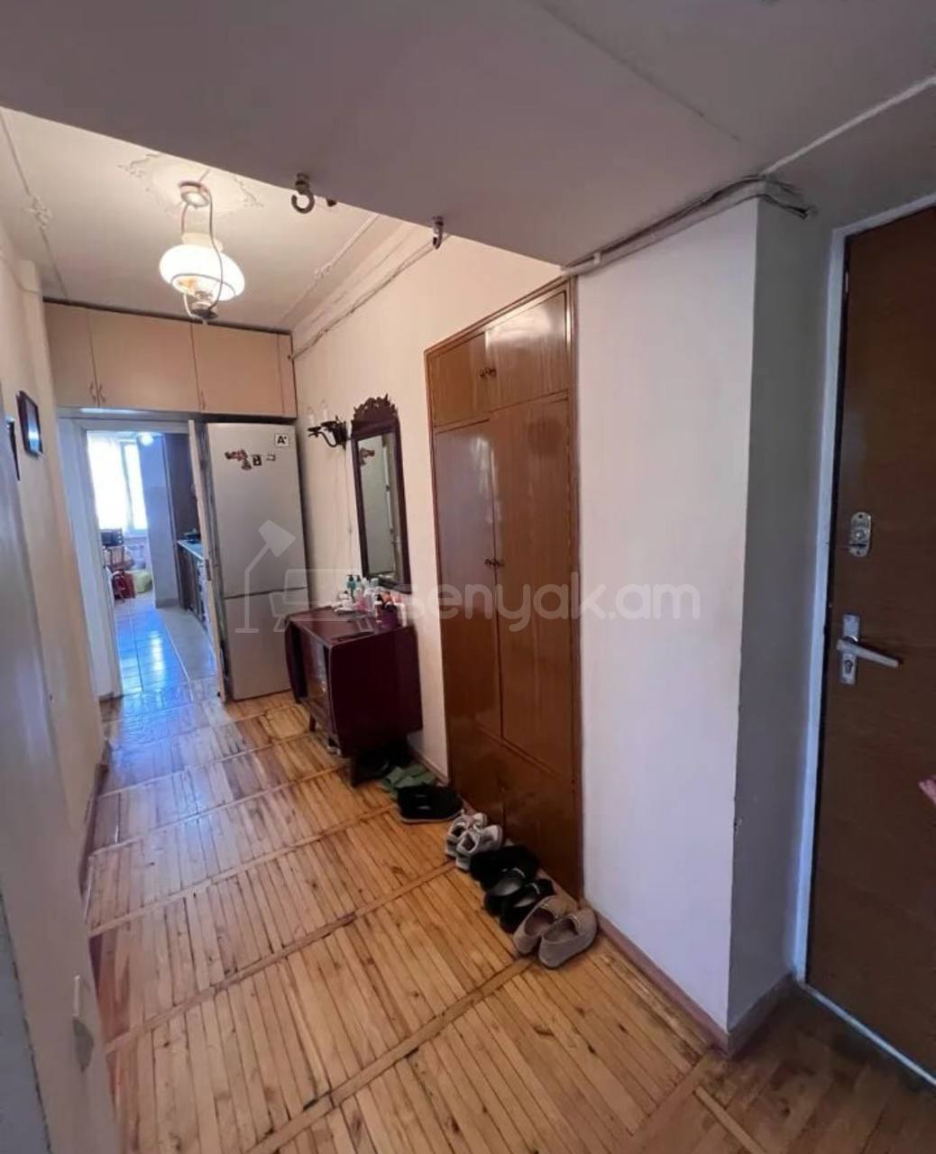 3 Սենյականոց Բնակարան Քարե Շենքում, 65քմ, 4/4 հարկ, Կոսմետիկ Վերանորոգված, Կահավորված