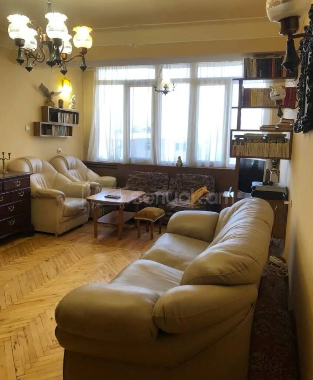 3 Սենյականոց Բնակարան Քարե Շենքում, 65քմ, 4/4 հարկ, Կոսմետիկ Վերանորոգված, Կահավորված
