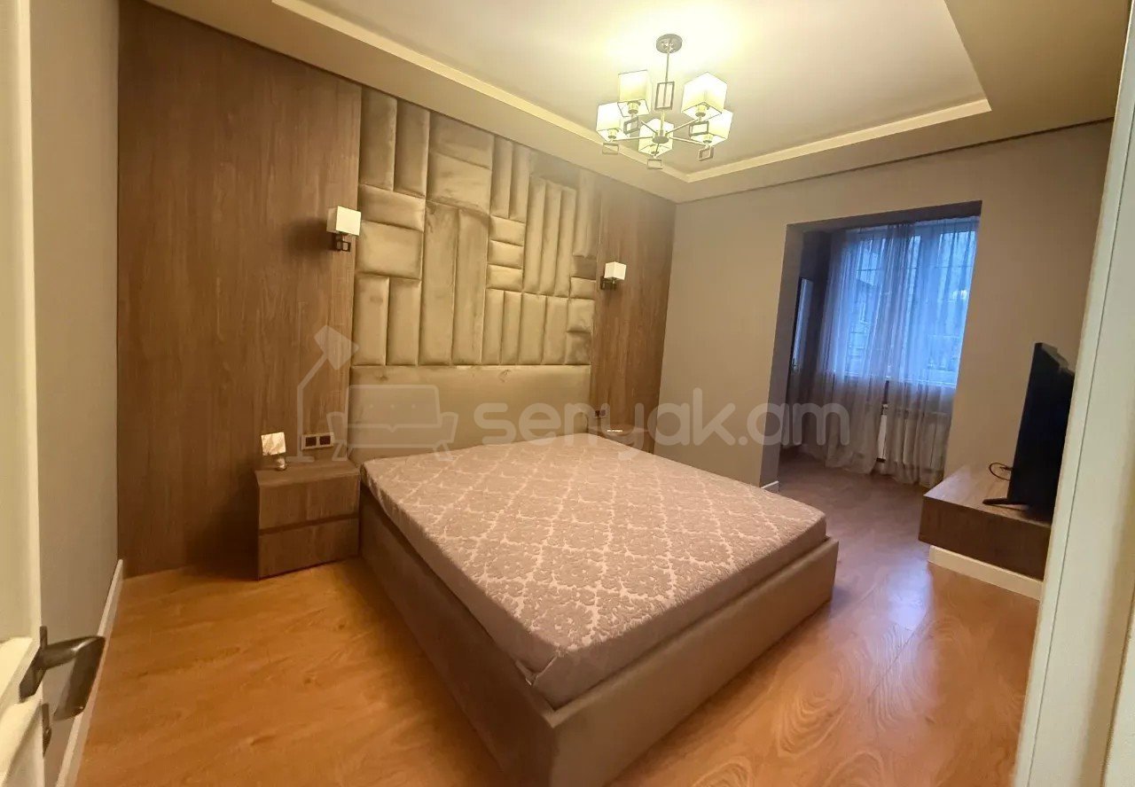 4 Սենյականոց Բնակարան, 98քմ, 2/9 հարկ, Կապիտալ Վերանորոգված