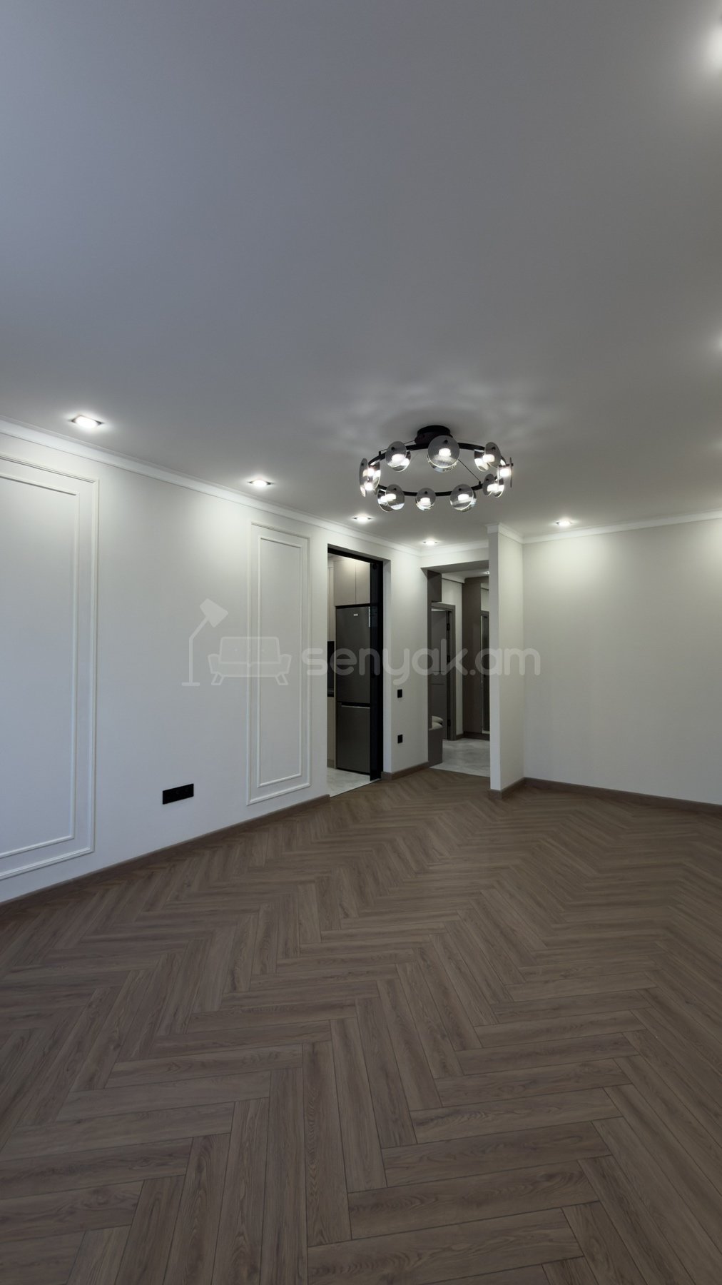 3 Սենյականոց Բնակարան Քարե Շենքում, 66քմ, 3/5 հարկ, Դիզայներական Վերանորոգված