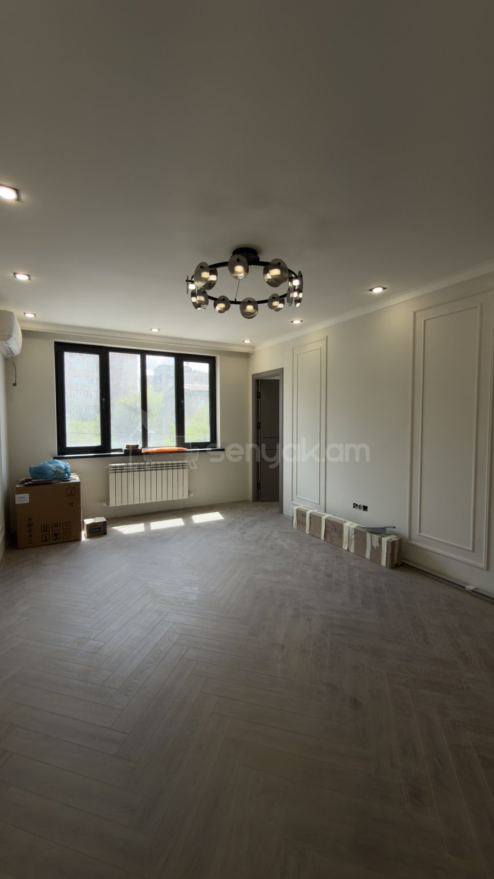 3 Սենյականոց Բնակարան Քարե Շենքում, 64քմ, 3/5 հարկ, Դիզայներական Վերանորոգված