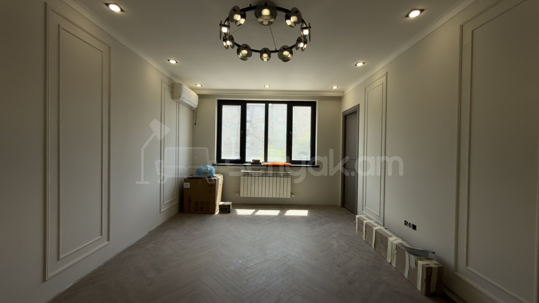 3 Սենյականոց Բնակարան Քարե Շենքում, 64քմ, 3/5 հարկ, Դիզայներական Վերանորոգված