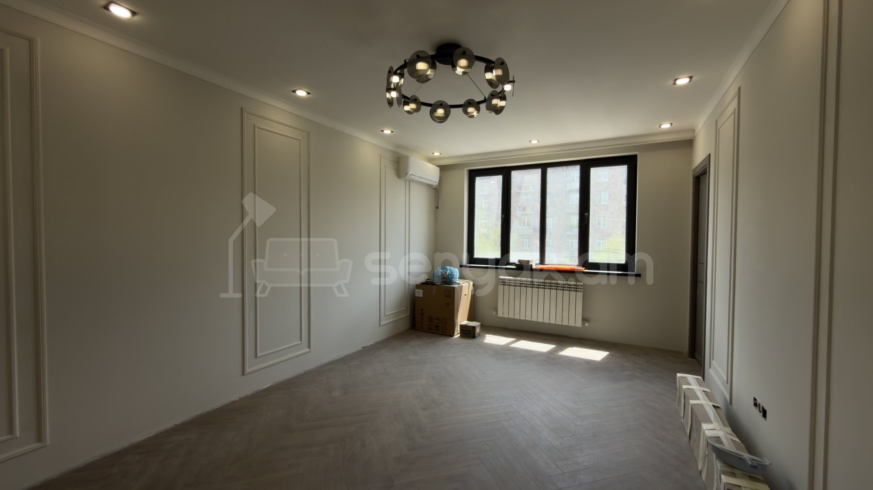 3 Սենյականոց Բնակարան Քարե Շենքում, 64քմ, 3/5 հարկ, Դիզայներական Վերանորոգված