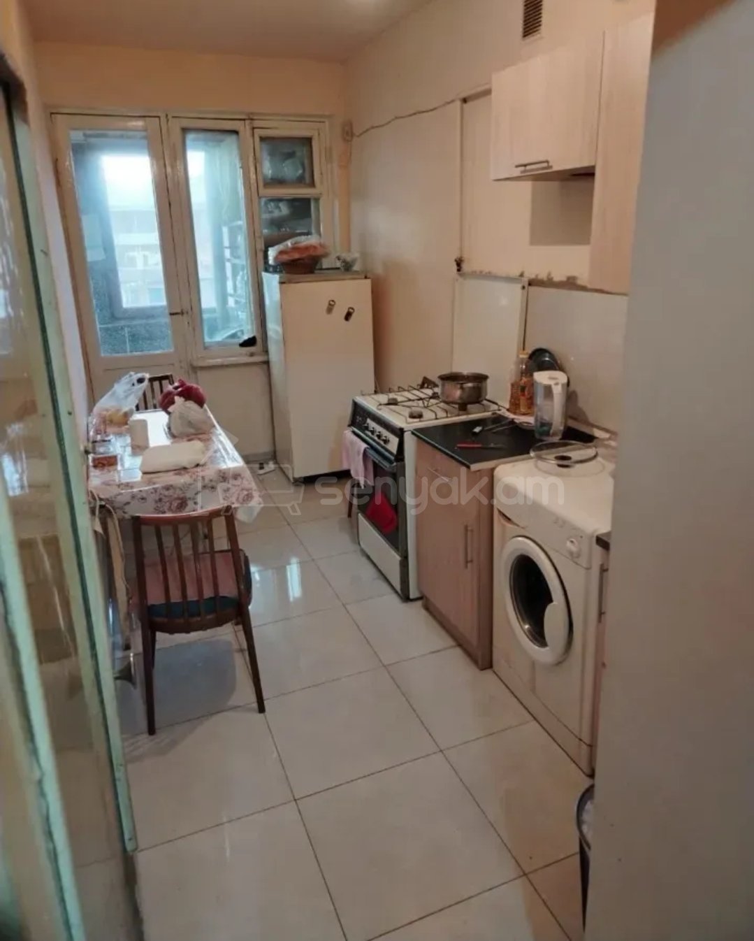 3 Սենյականոց Բնակարան Քարե Շենքում, 76քմ, 5/5 հարկ, Պետական Վիճակում