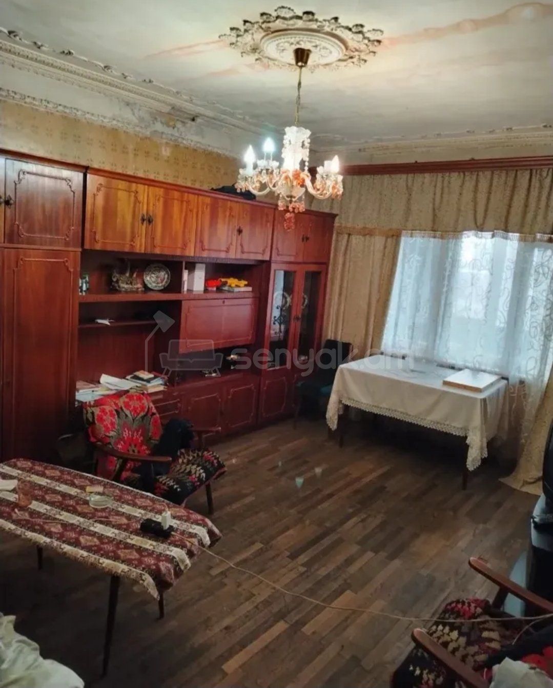 3 Սենյականոց Բնակարան Քարե Շենքում, 76քմ, 5/5 հարկ, Պետական Վիճակում