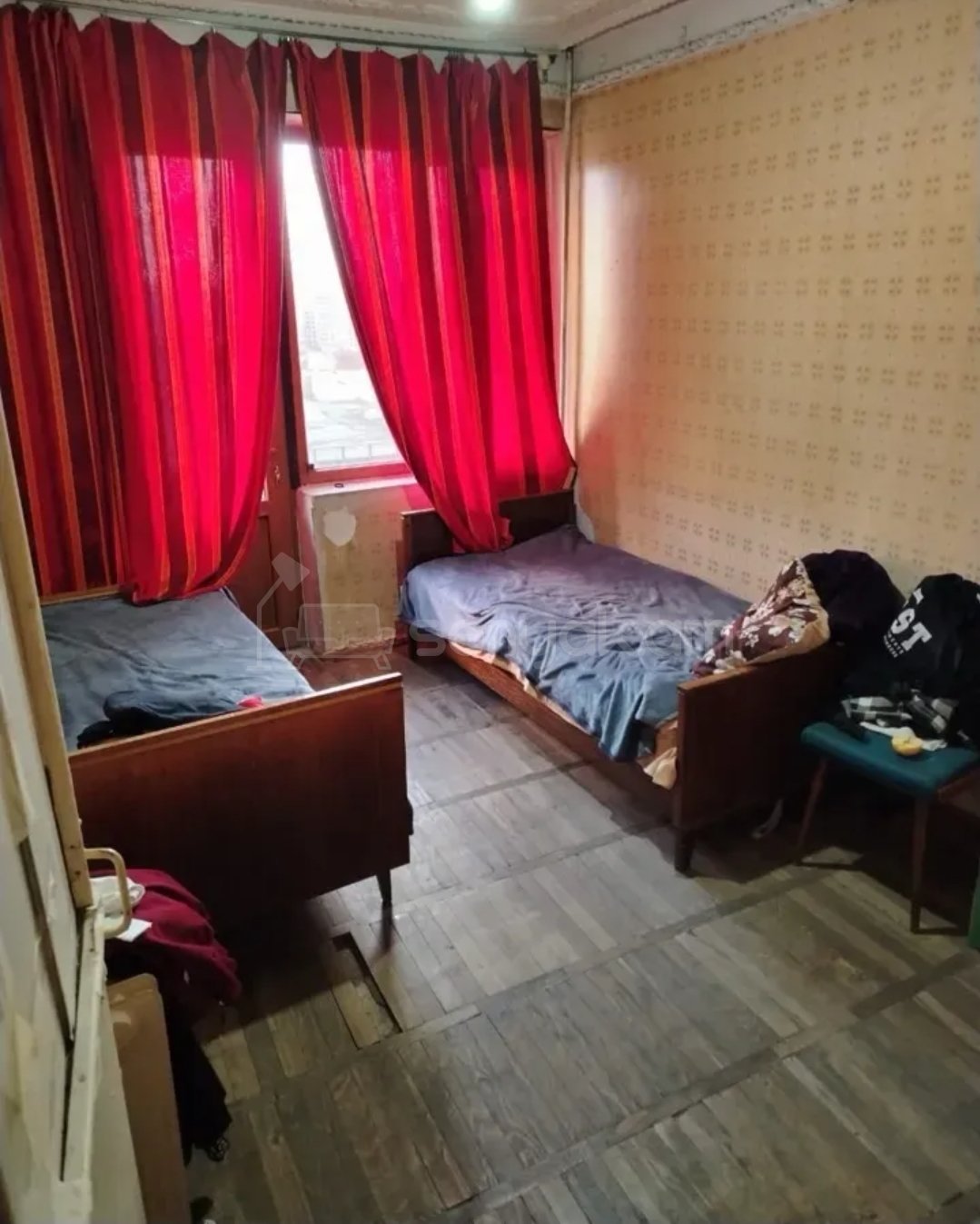 3 Սենյականոց Բնակարան Քարե Շենքում, 76քմ, 5/5 հարկ, Պետական Վիճակում