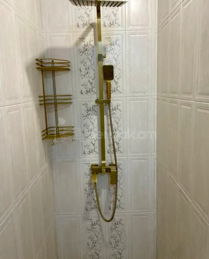 4 Սենյականոց Բնակարան Նորակառույցում, 105քմ, 10/18 հարկ, Կապիտալ Վերանորոգված