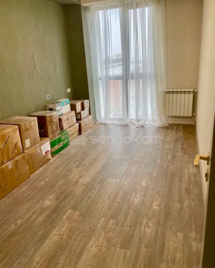 4 Սենյականոց Բնակարան Նորակառույցում, 105քմ, 10/18 հարկ, Կապիտալ Վերանորոգված