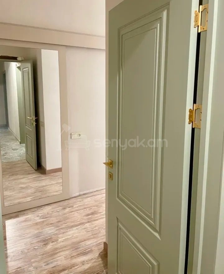 4 Սենյականոց Բնակարան Նորակառույցում, 105քմ, 10/18 հարկ, Կապիտալ Վերանորոգված