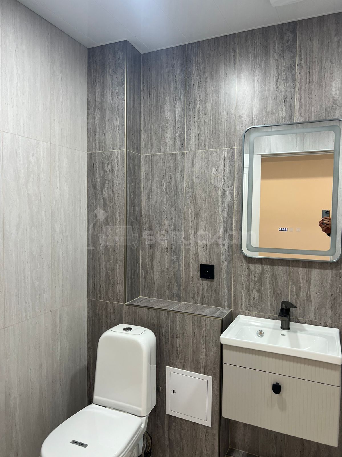 2 Սենյականոց Բնակարան Քարե Շենքում, 47քմ, 3/5 հարկ, Դիզայներական Վերանորոգված