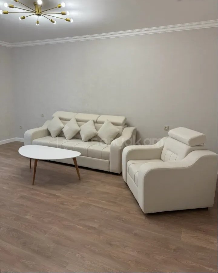 2 Սենյականոց Բնակարան Քարե Շենքում, 45քմ, 3/5 հարկ, Դիզայներական Վերանորոգված