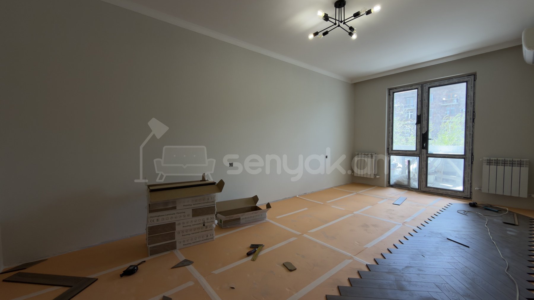 3 Սենյականոց Բնակարան Քարե Շենքում, 66քմ, 3/5 հարկ, Դիզայներական Վերանորոգված