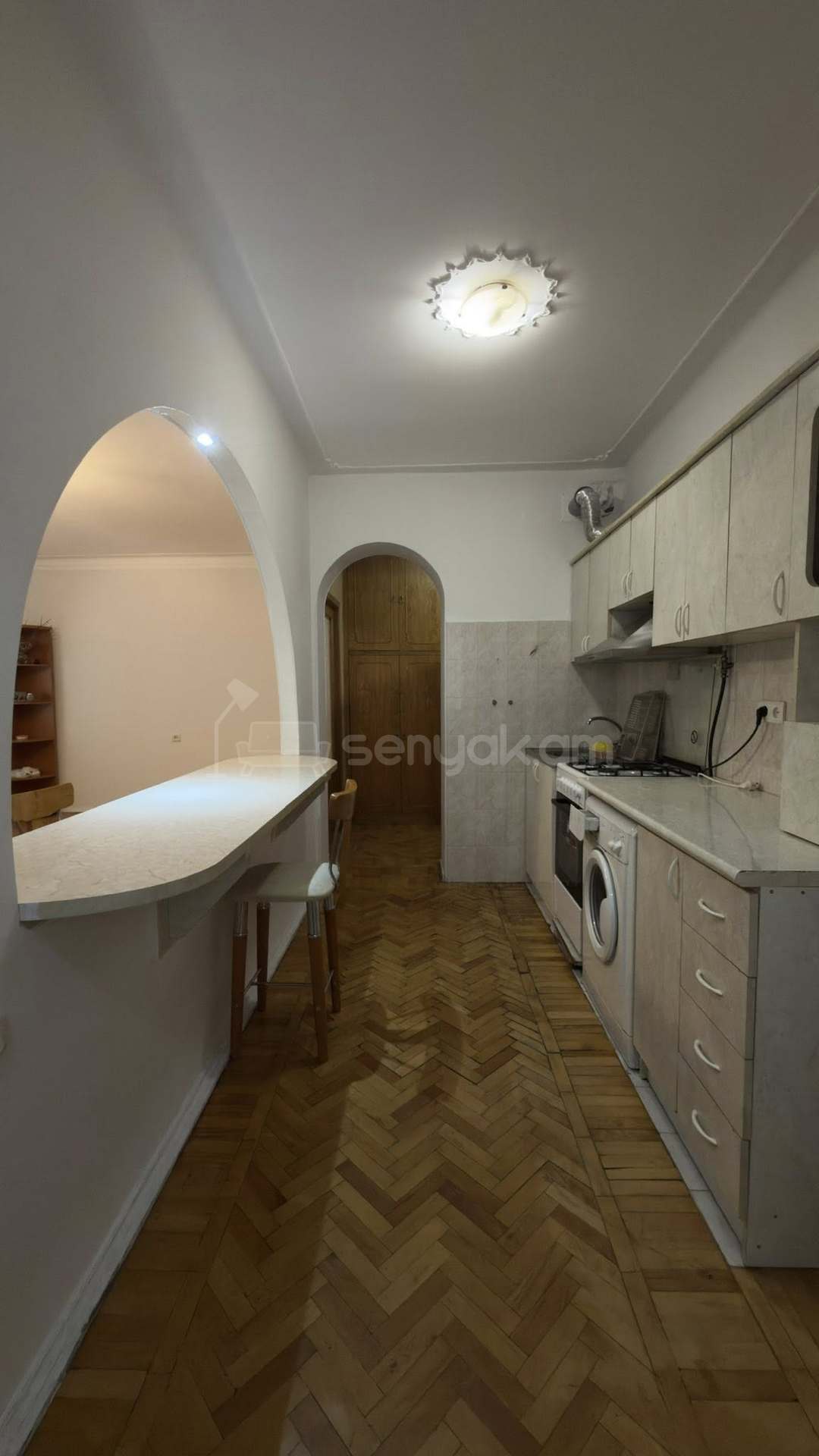 1 Սենյականոց Բնակարան, 52քմ, 1/9 հարկ, Նորմալ Վիճակում