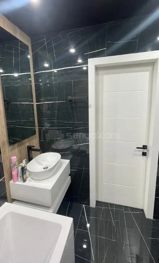 3 Սենյականոց Բնակարան Նորակառույցում, 73քմ, 11/15 հարկ, Դիզայներական Վերանորոգված