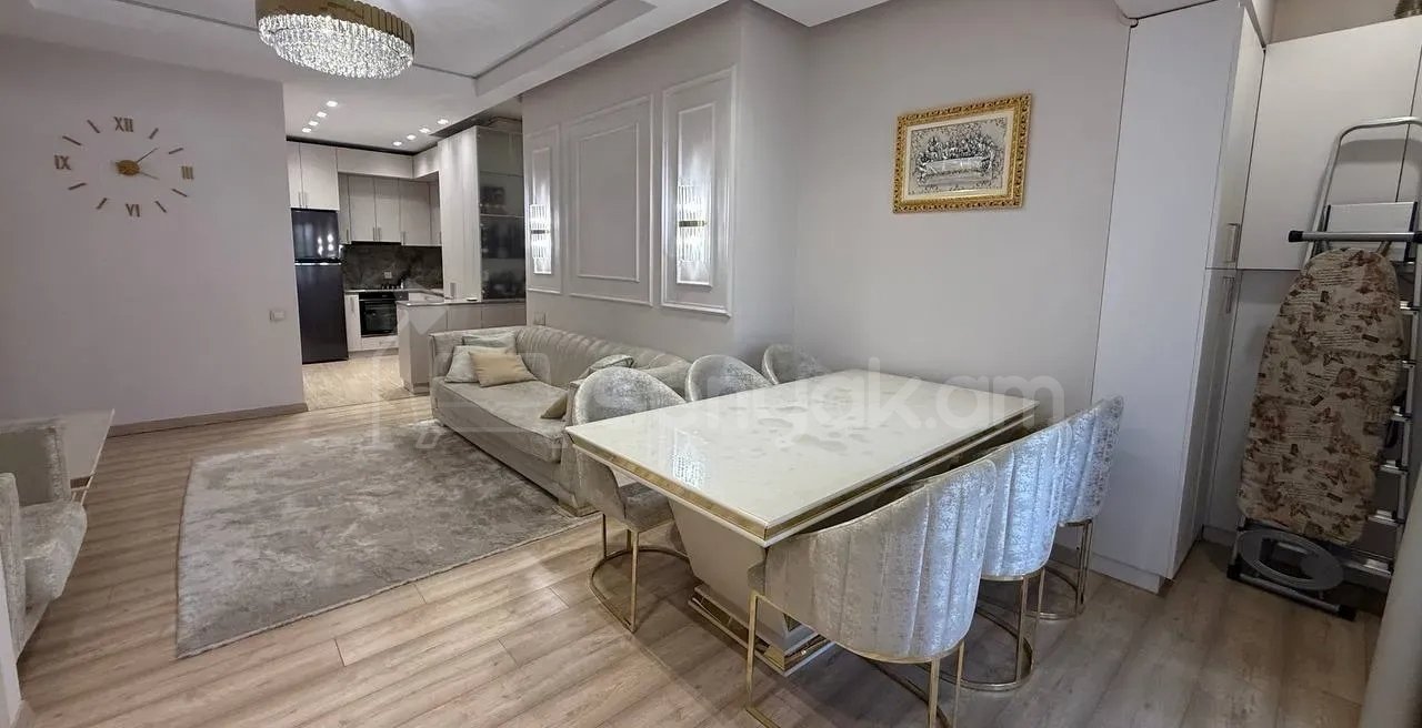 3 Սենյականոց Բնակարան Նորակառույցում, 83քմ, 5/15 հարկ, Կապիտալ Վերանորոգված