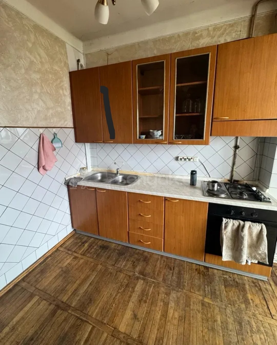 2 Սենյականոց Բնակարան Քարե Շենքում, 66քմ, 5/5 հարկ, Նորմալ Վիճակում, Մասամբ Կահավորված, Արևկող
