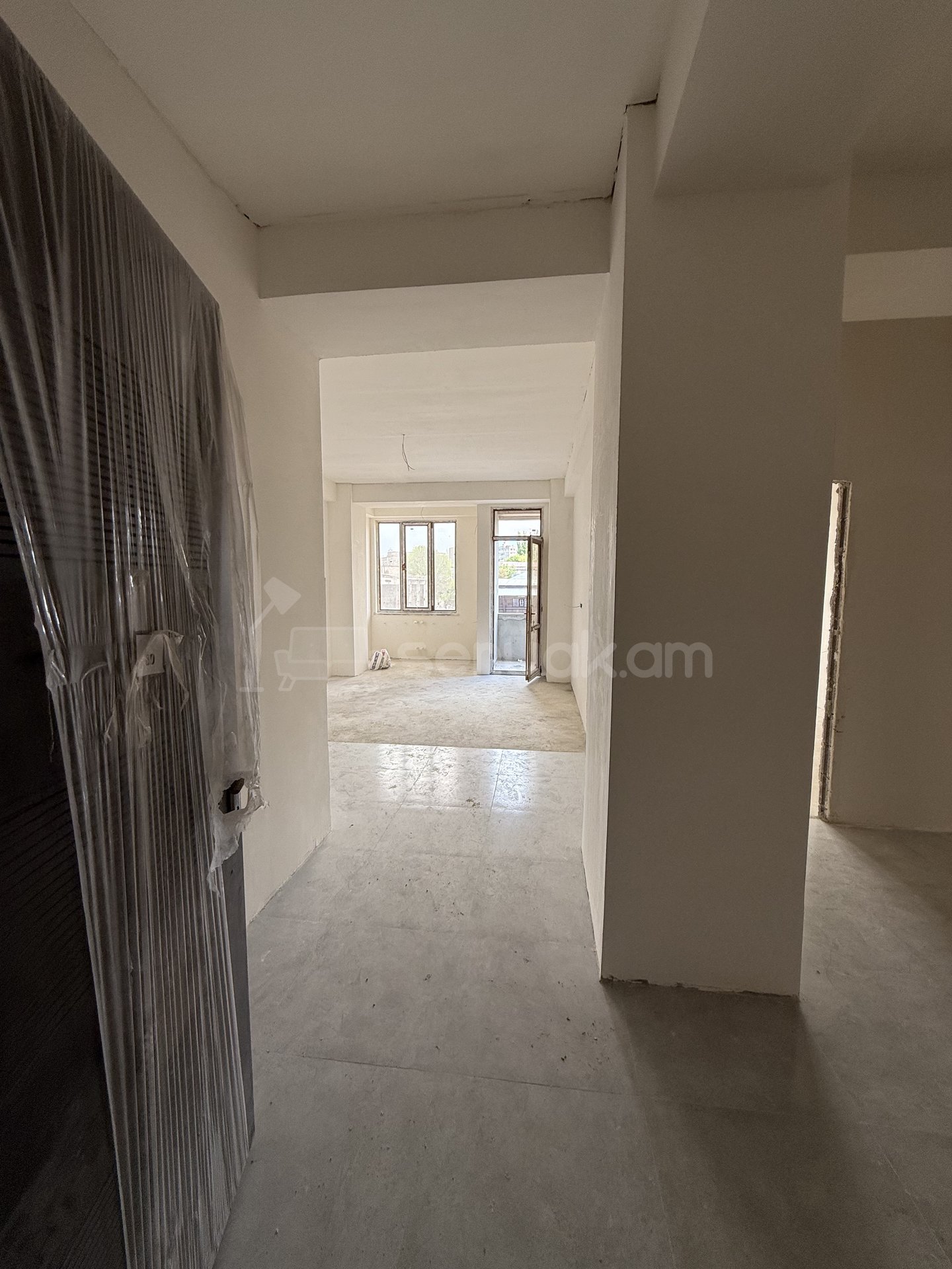 3 Սենյականոց Բնակարան Նորակառույցում, 74քմ, 3/8 հարկ, Կապիտալ Վերանորոգված