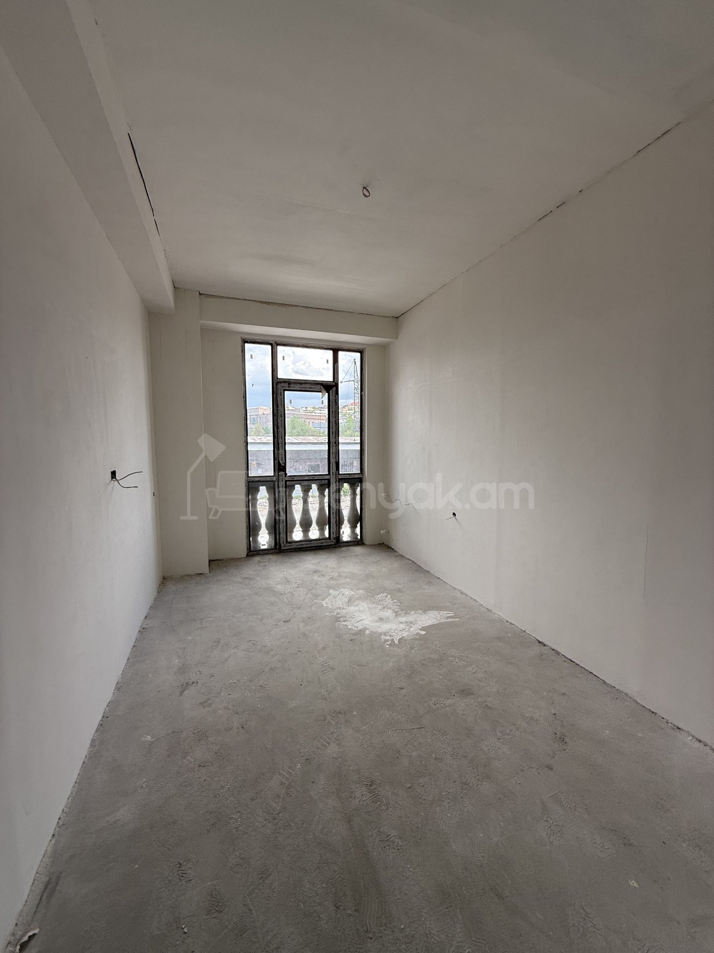3 Սենյականոց Բնակարան Նորակառույցում, 74քմ, 3/8 հարկ, Կապիտալ Վերանորոգված
