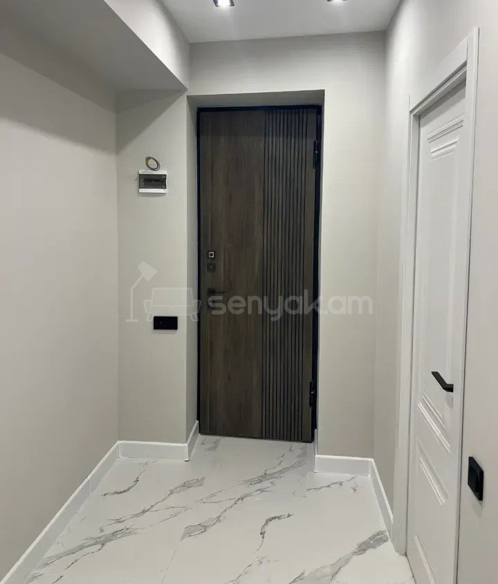 2 Սենյականոց Բնակարան Քարե Շենքում, 47քմ, 3/5 հարկ, Դիզայներական Վերանորոգված