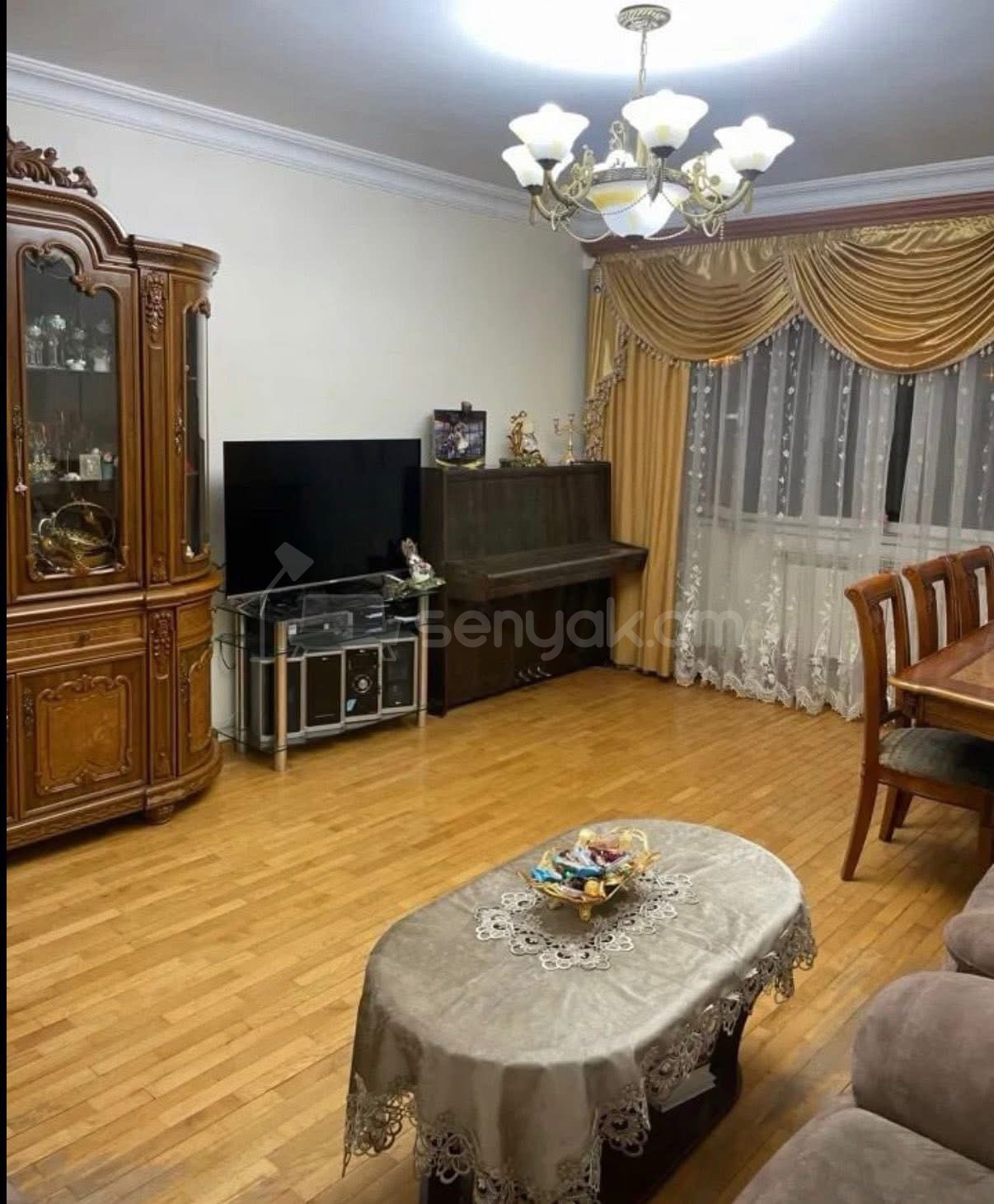 4 Սենյականոց Բնակարան, 83քմ, 3/9 հարկ, Կապիտալ Վերանորոգված