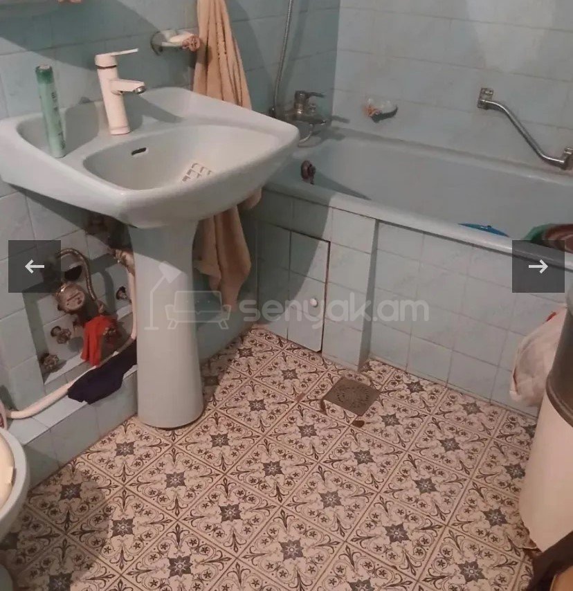 2 Սենյականոց Բնակարան, 70քմ, 4/9 հարկ, Պետական Վիճակում