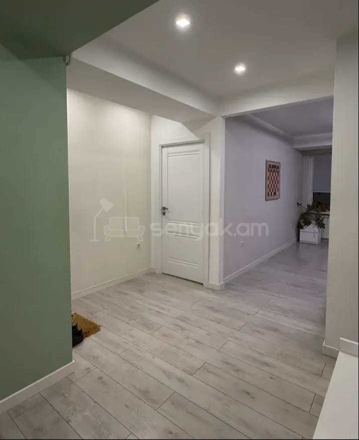 3 Սենյականոց Բնակարան, 85քմ, 12/14 հարկ, Դիզայներական Վերանորոգված