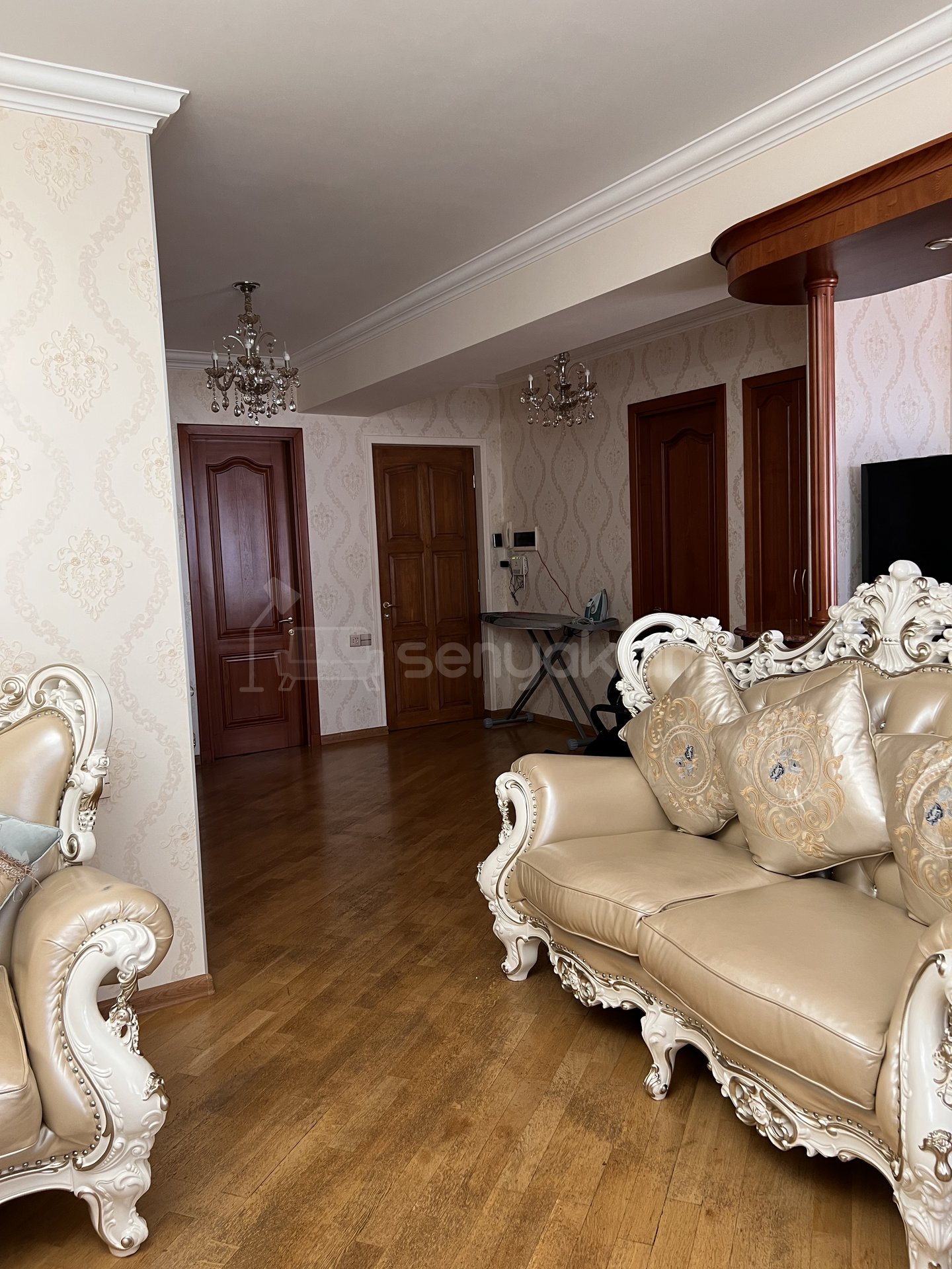 3 Սենյականոց Բնակարան Նորակառույցում, 123քմ, 8/8 հարկ, Կապիտալ Վերանորոգված, Կահավորված, Արևկող