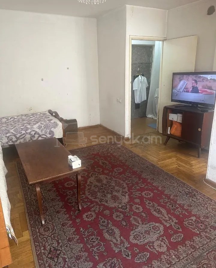 1 Սենյականոց Բնակարան, 30քմ, 1/5 հարկ, Պետական Վիճակում
