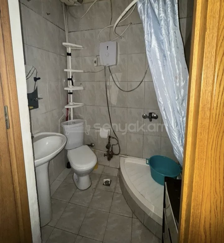 2 Սենյականոց Բնակարան, 62քմ, 4/9 հարկ, Նորմալ Վիճակում, Կահավորված
