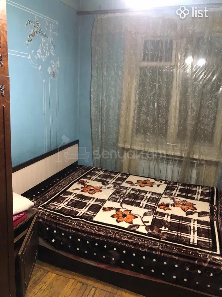 2 Սենյականոց Բնակարան Քարե Շենքում, 45քմ, 2/5 հարկ, Նորմալ Վիճակում, Կահավորված