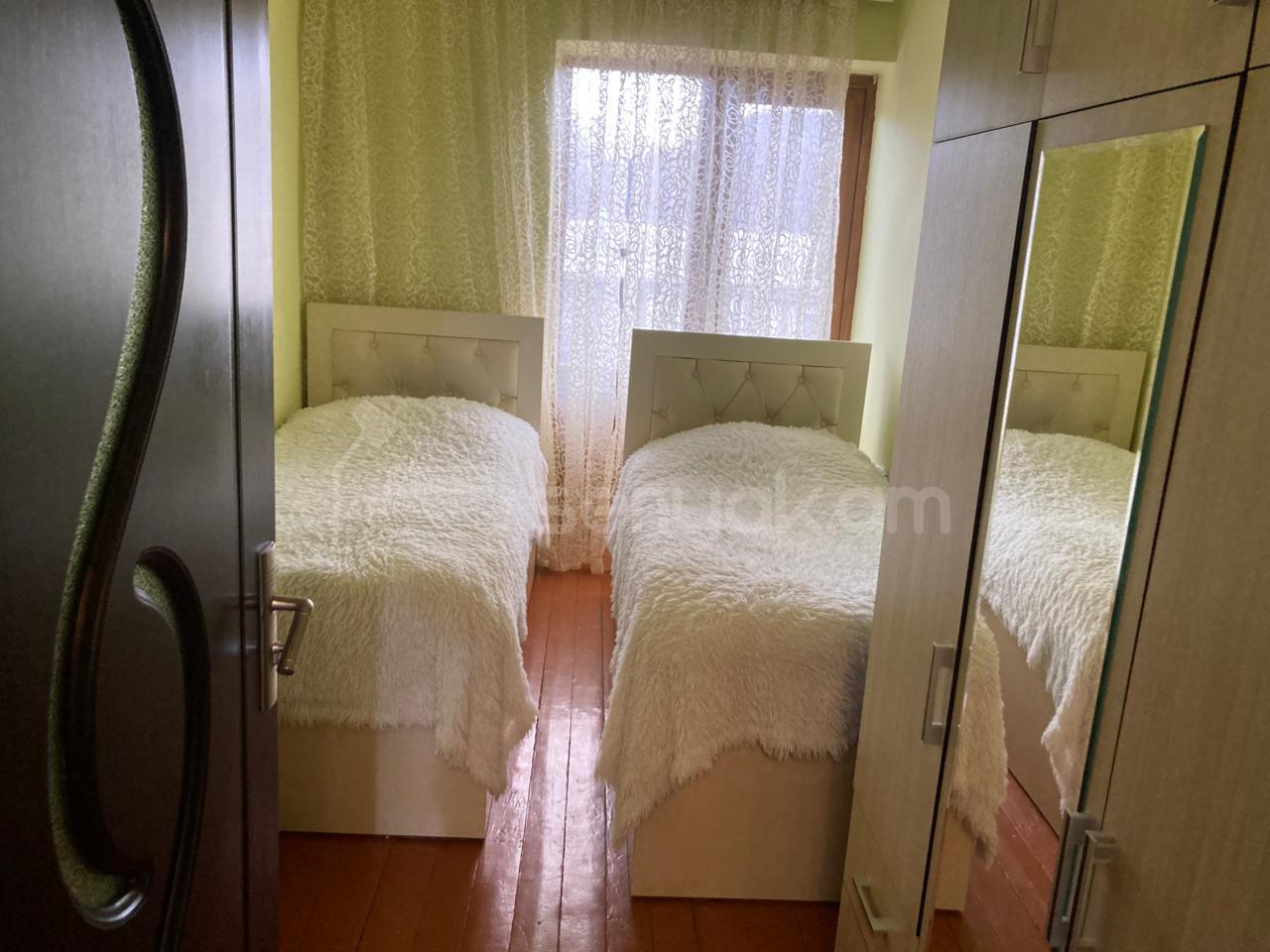 3 Սենյականոց Բնակարան Քարե Շենքում, 73քմ, 4/5 հարկ, Կոսմետիկ Վերանորոգված