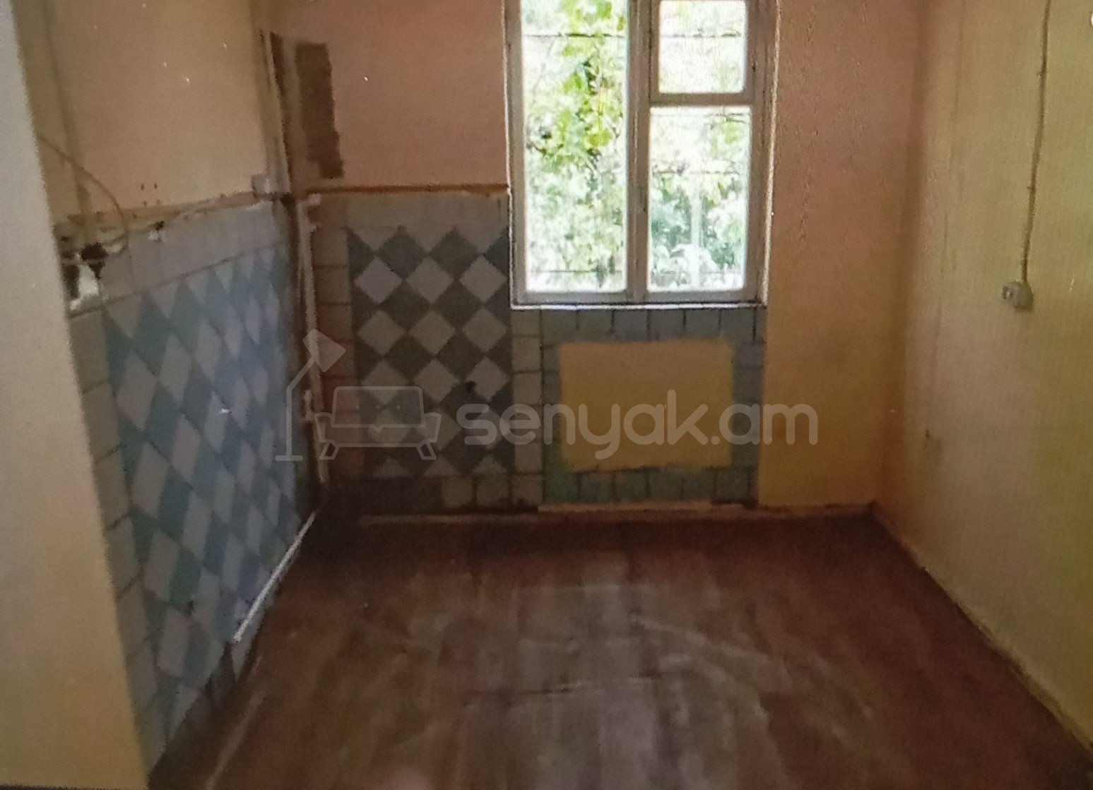 4 Սենյականոց Սեփական Տուն, 205քմ, Նորմալ Վիճակում
