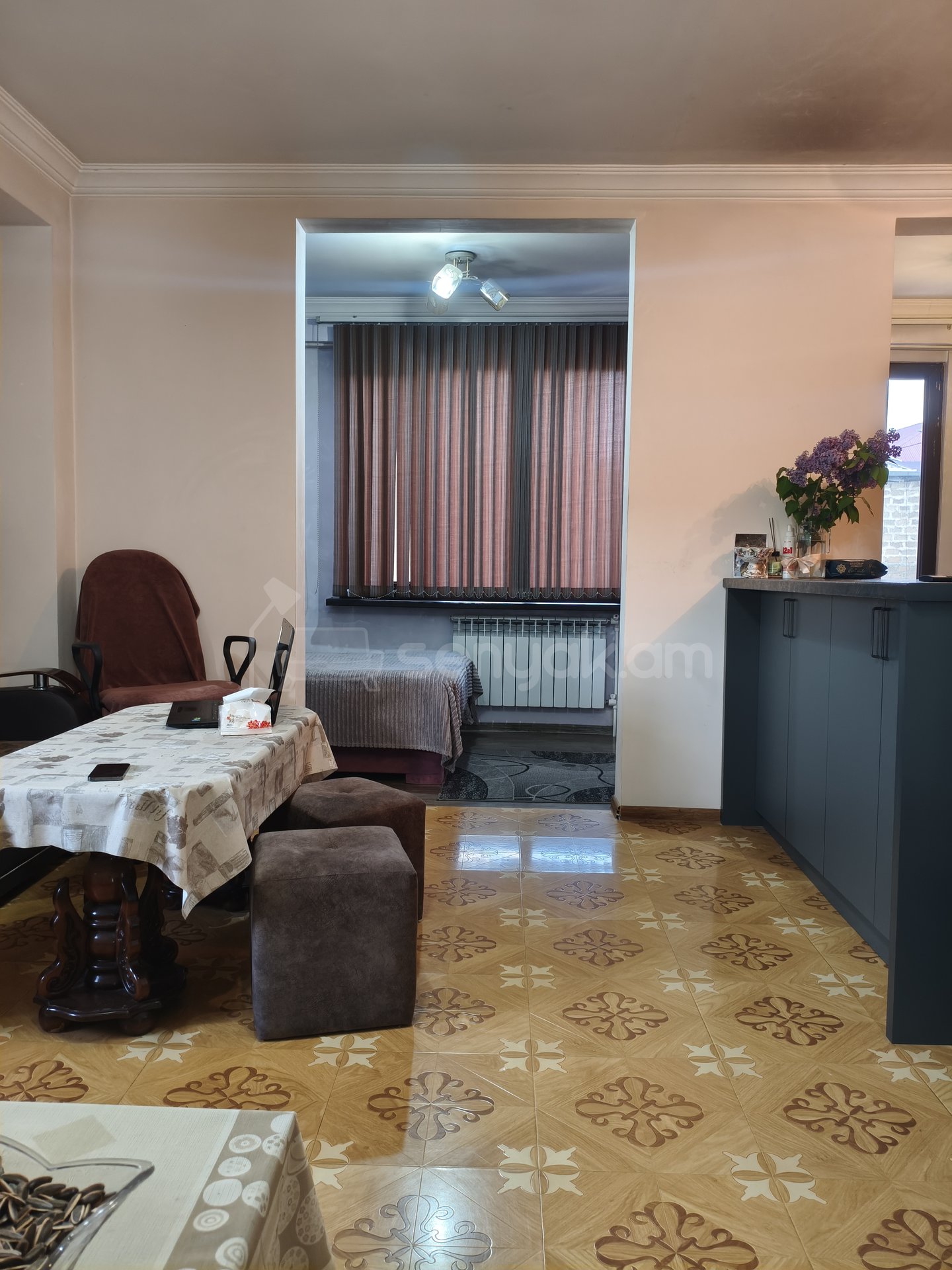 1 Սենյականոց Բնակարան, 48քմ, 5/9 հարկ, Կապիտալ Վերանորոգված, Կահավորված, Արևկող