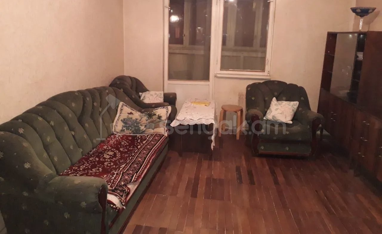 3 Սենյականոց Բնակարան, 72քմ, 6/9 հարկ, Նորմալ Վիճակում, Կահավորված, Արևկող