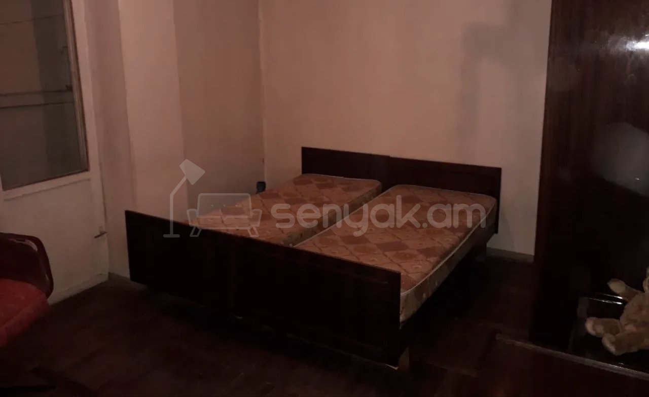 3 Սենյականոց Բնակարան, 72քմ, 6/9 հարկ, Նորմալ Վիճակում, Կահավորված, Արևկող