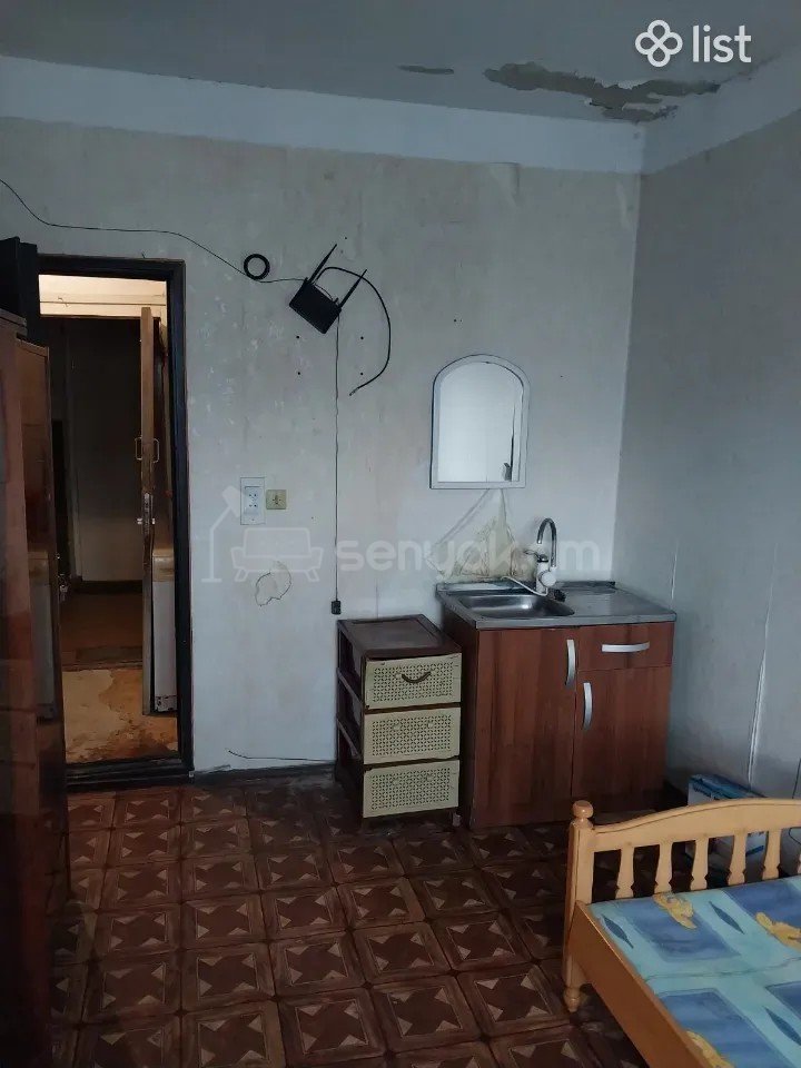 1 Սենյականոց Բնակարան, 17քմ, 6/9 հարկ, Նորմալ Վիճակում